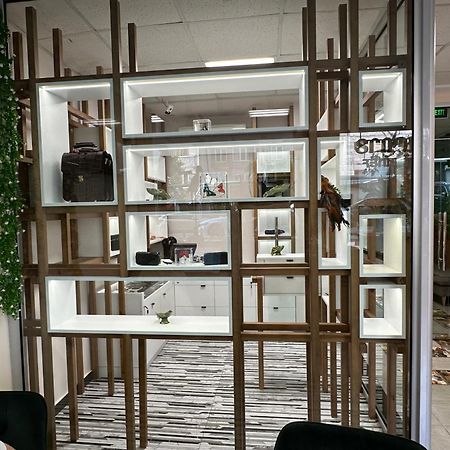 Tropica Inn Hostel Ереван Екстериор снимка