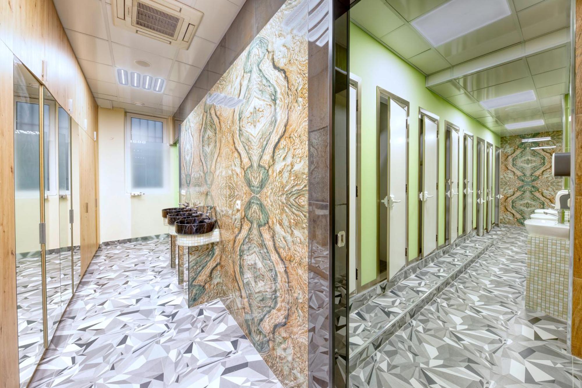 Tropica Inn Hostel Ереван Екстериор снимка