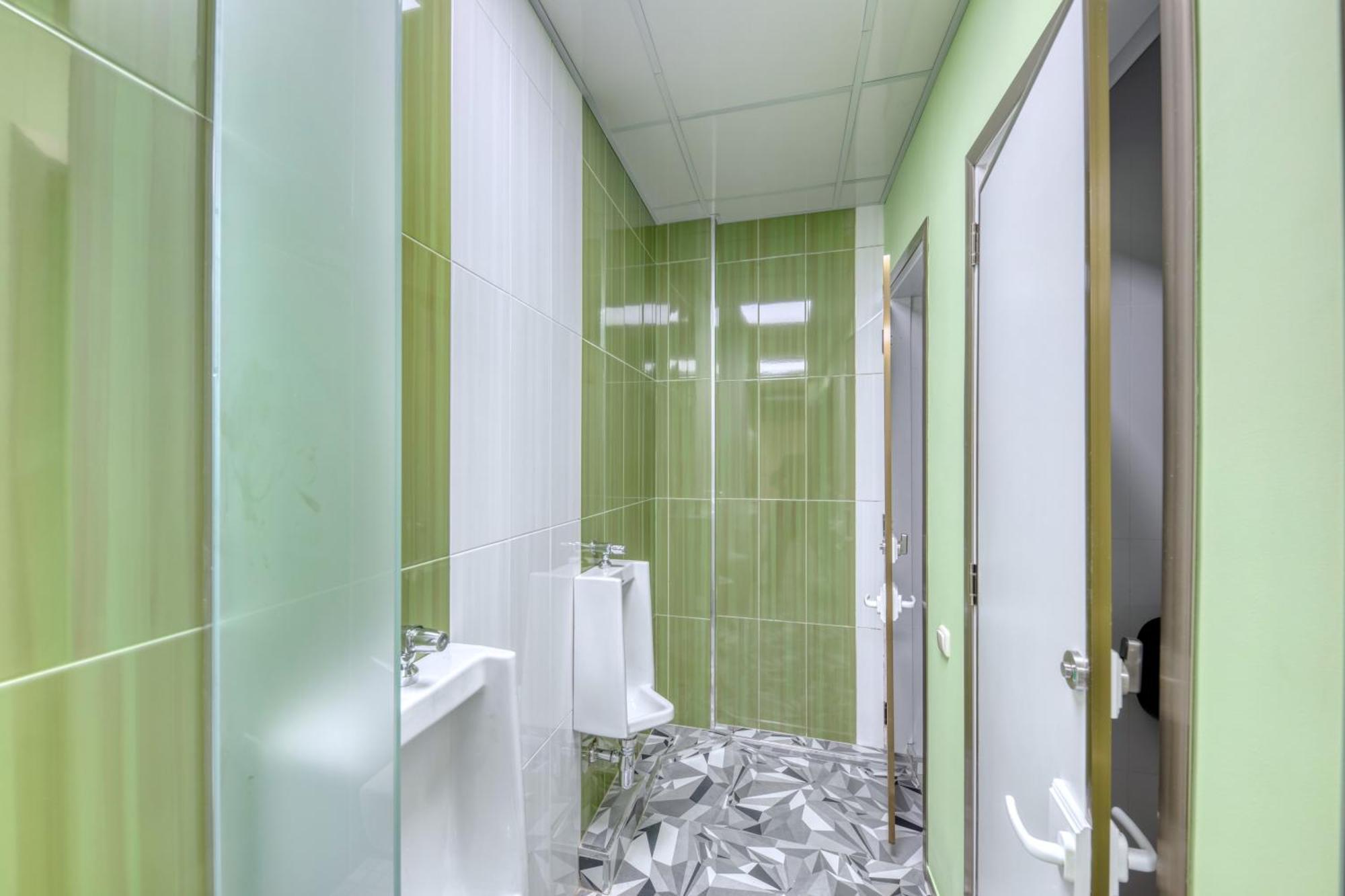Tropica Inn Hostel Ереван Екстериор снимка
